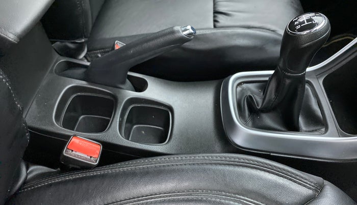 2020 Maruti S Cross ZETA 1.5, Petrol, Manual, 53,127 km, Gear Lever