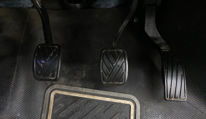 2020 Maruti S Cross ZETA 1.5, Petrol, Manual, 53,127 km, Pedals