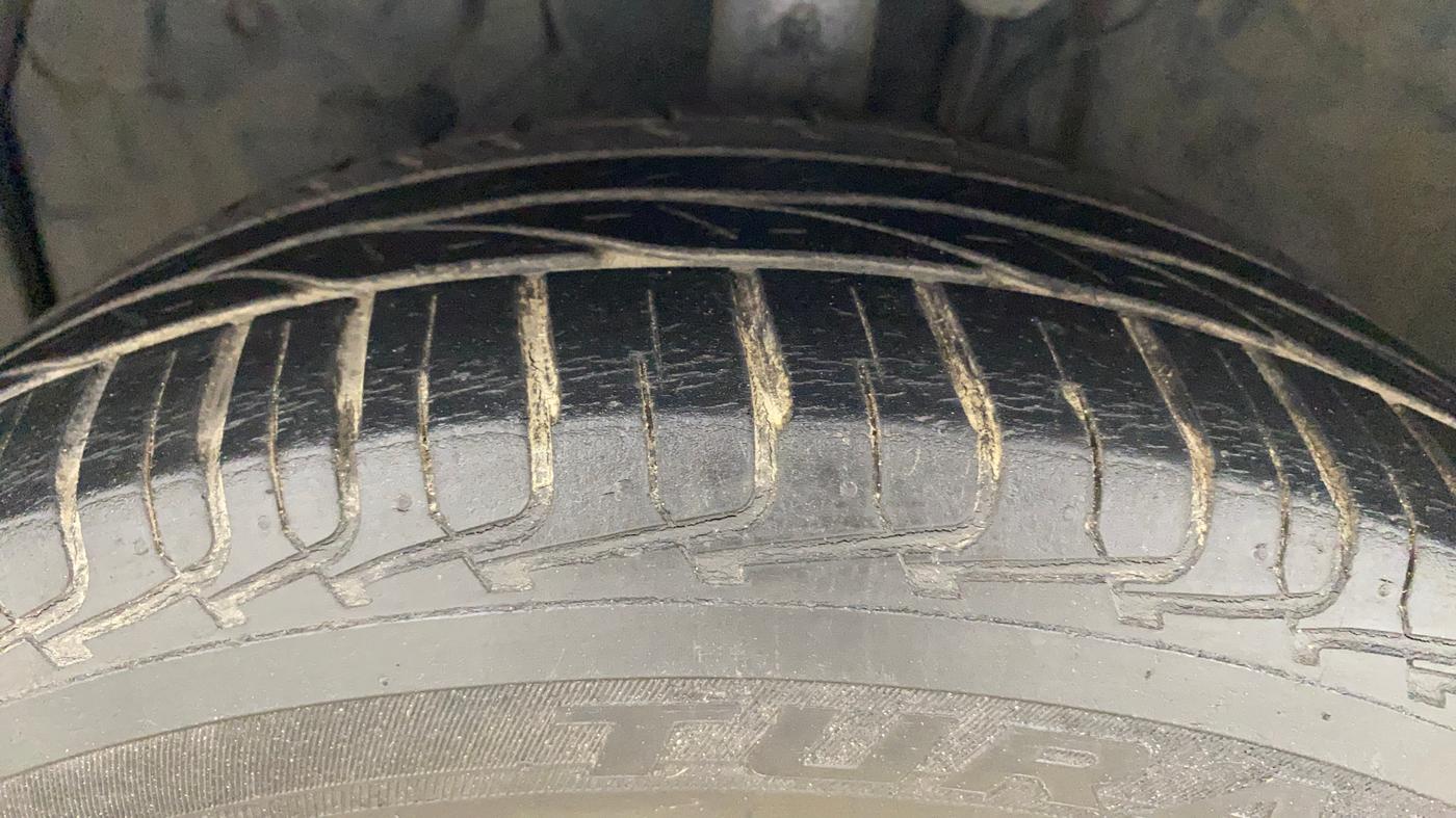 2021 Toyota YARIS G CVT, Petrol, Automatic, 82,361 km, Left Front Tyre Tread