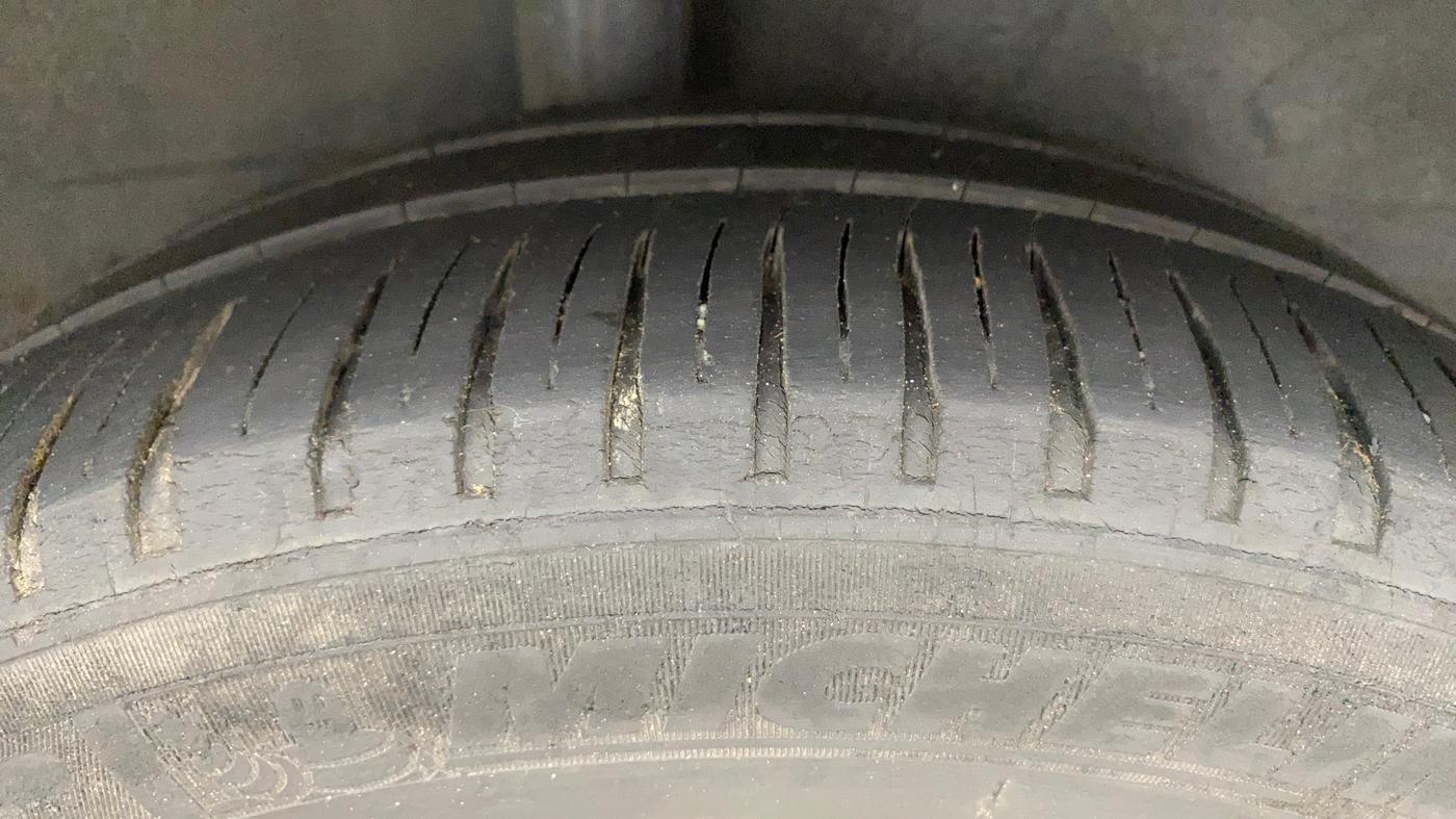 2021 Toyota YARIS G CVT, Petrol, Automatic, 82,361 km, Right Rear Tyre Tread