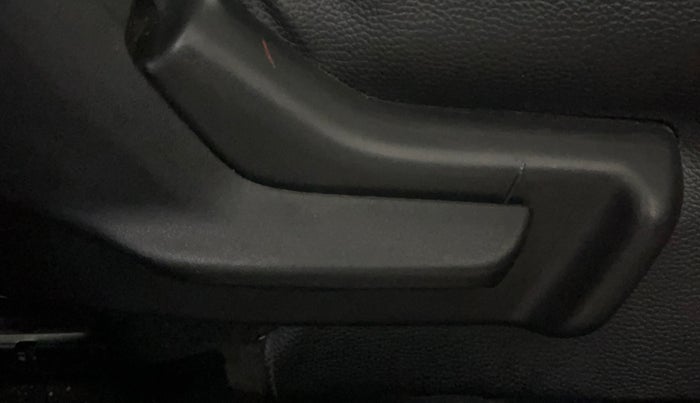 2019 Maruti Baleno DELTA PETROL 1.2, Petrol, Manual, 85,752 km, Driver Side Adjustment Panel
