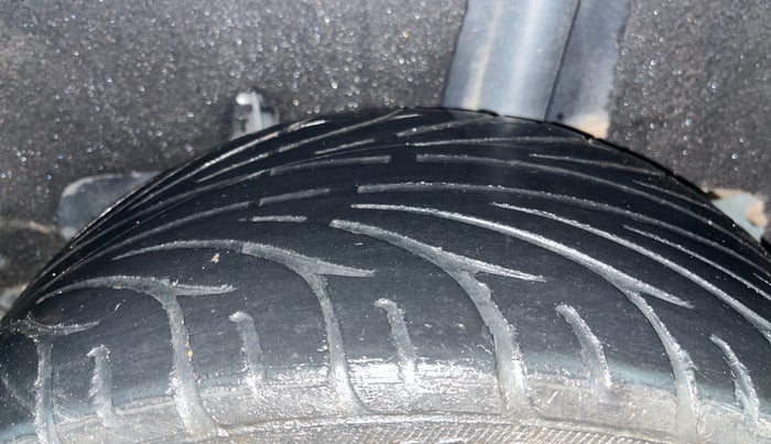 2019 Maruti Baleno DELTA PETROL 1.2, Petrol, Manual, 85,752 km, Left Rear Tyre Tread