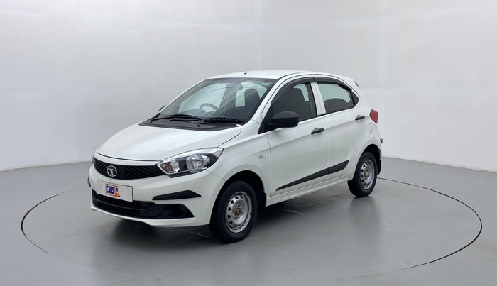 2017 Tata Tiago XM 1.2 REVOTRON, Petrol, Manual, 31,445 km, Left Front Diagonal