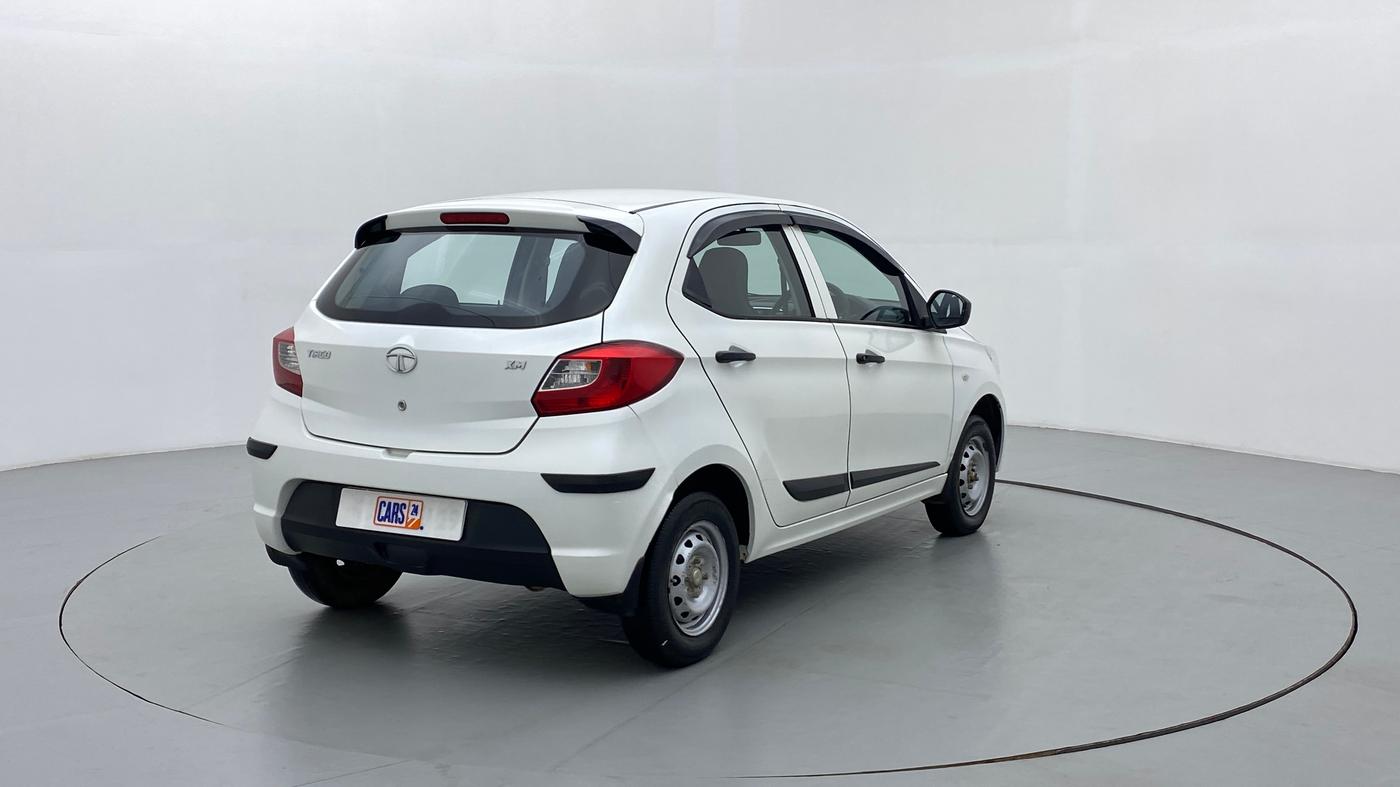 2017 Tata Tiago XM 1.2 REVOTRON, Petrol, Manual, 31,445 km, Right Back Diagonal