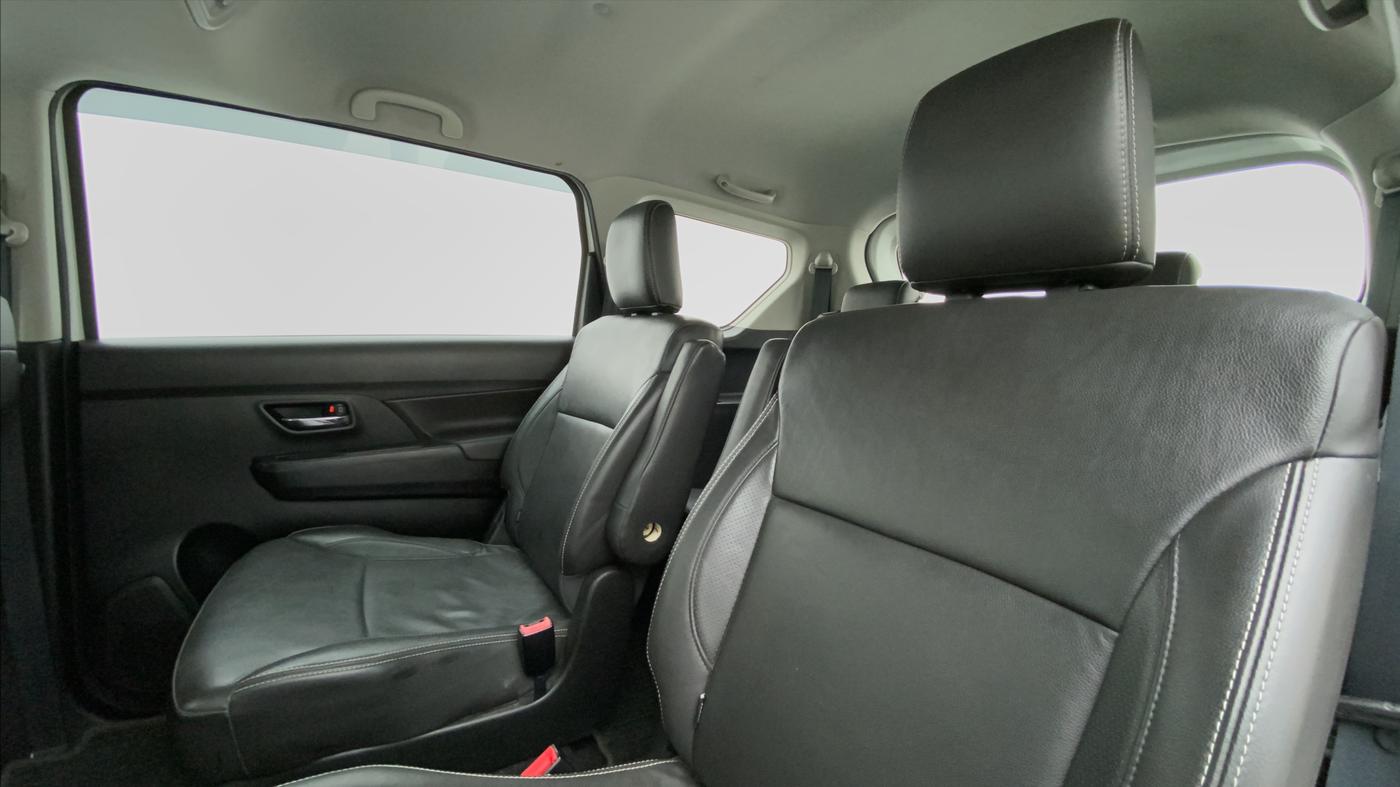 2021 Maruti XL6 ALPHA SHVS  MT, Petrol, Manual, 48,791 km, Right Side Rear Door Cabin