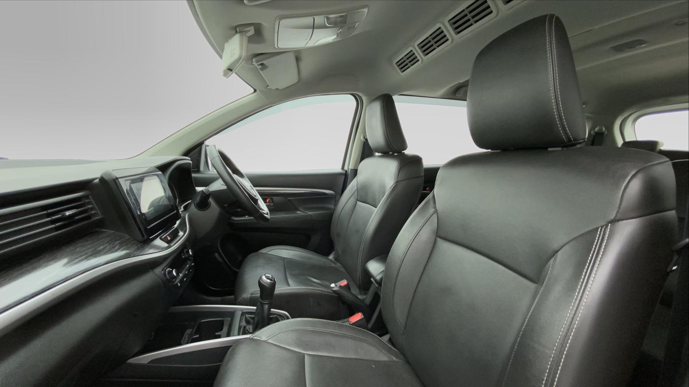 2021 Maruti XL6 ALPHA SHVS  MT, Petrol, Manual, 48,791 km, Right Side Front Door Cabin