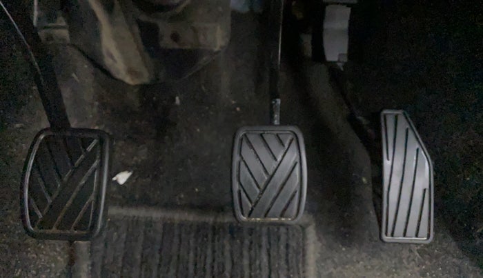 2021 Maruti XL6 ALPHA SHVS  MT, Petrol, Manual, 48,791 km, Pedals