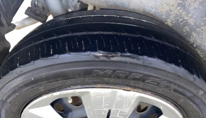 2017 Maruti Wagon R 1.0 VXI, Petrol, Manual, 68,626 km, Right Rear Tyre Tread