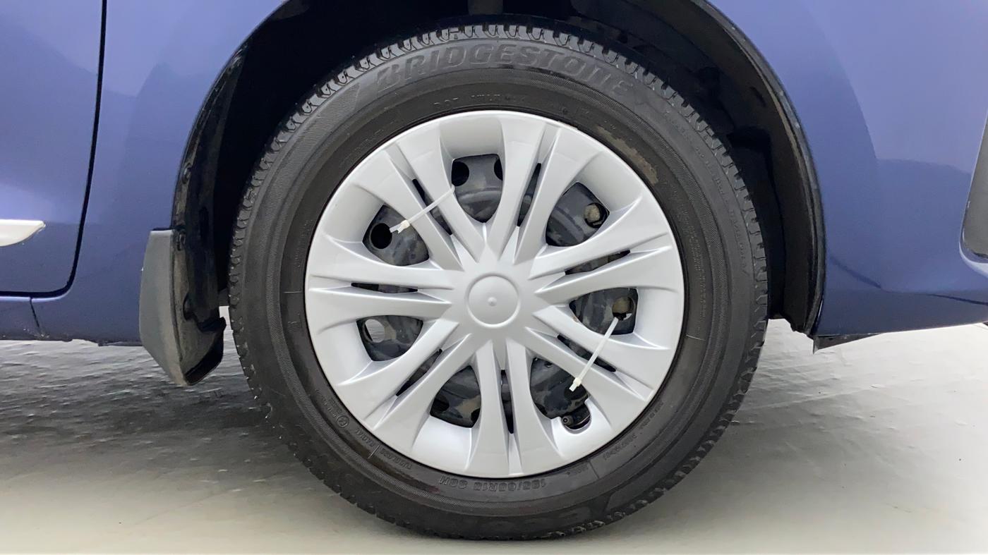 2020 Maruti Ertiga VXI CNG, CNG, Manual, 32,402 km, Right Front Tyre