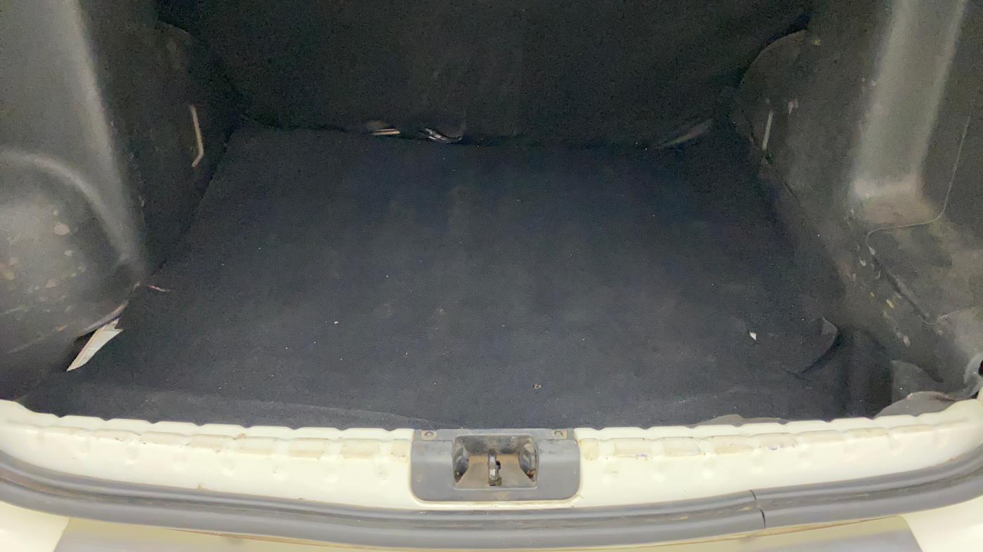2019 Renault Duster 110 PS RXZ 4X2 AMT DIESEL, Diesel, Automatic, 24,617 km, Boot Inside