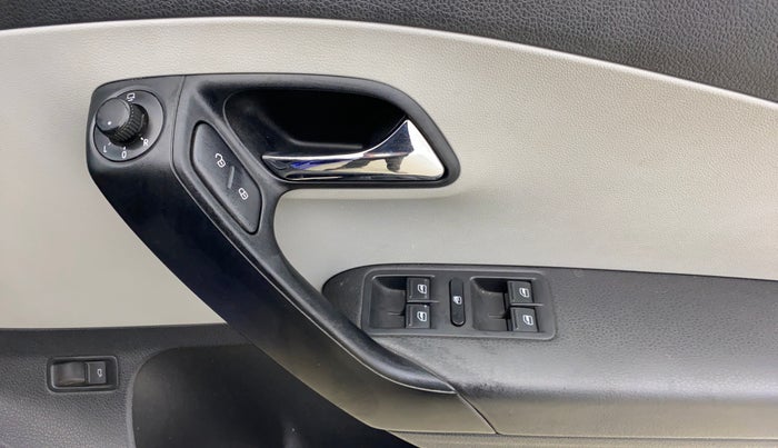 2020 Skoda Rapid AMBITION AT TSI, Petrol, Automatic, 33,430 km, Driver Side Door Panels Control