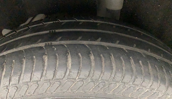 2017 Ford Ecosport TITANIUM 1.5L PETROL, Petrol, Manual, 61,843 km, Left Rear Tyre Tread
