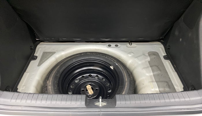 2017 Hyundai Elite i20 ASTA 1.2, Petrol, Manual, 26,195 km, Boot Inside