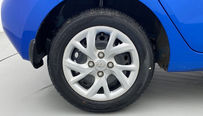 2017 Hyundai Grand i10 SPORTZ 1.2 KAPPA VTVT, Petrol, Manual, 21,520 km, Right Rear Wheel