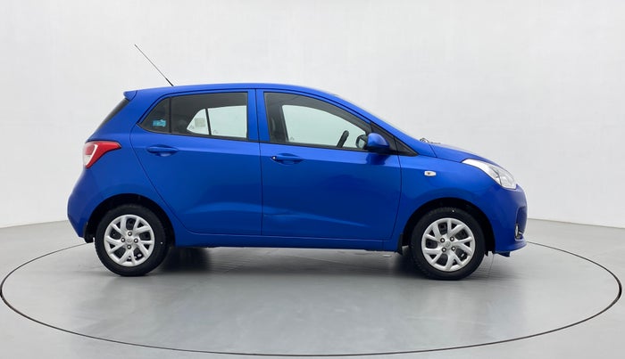 2017 Hyundai Grand i10 SPORTZ 1.2 KAPPA VTVT, Petrol, Manual, 21,520 km, Right Side View