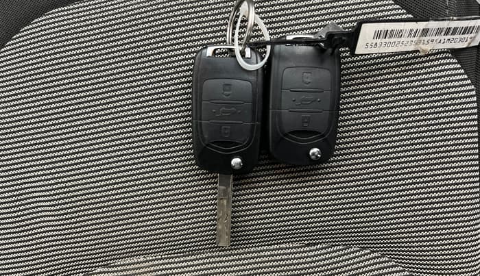 2021 MG HECTOR PLUS SUPER 1.5 PETROL TURBO HYBRID MT 7-STR, Petrol, Manual, 37,964 km, Key Close Up