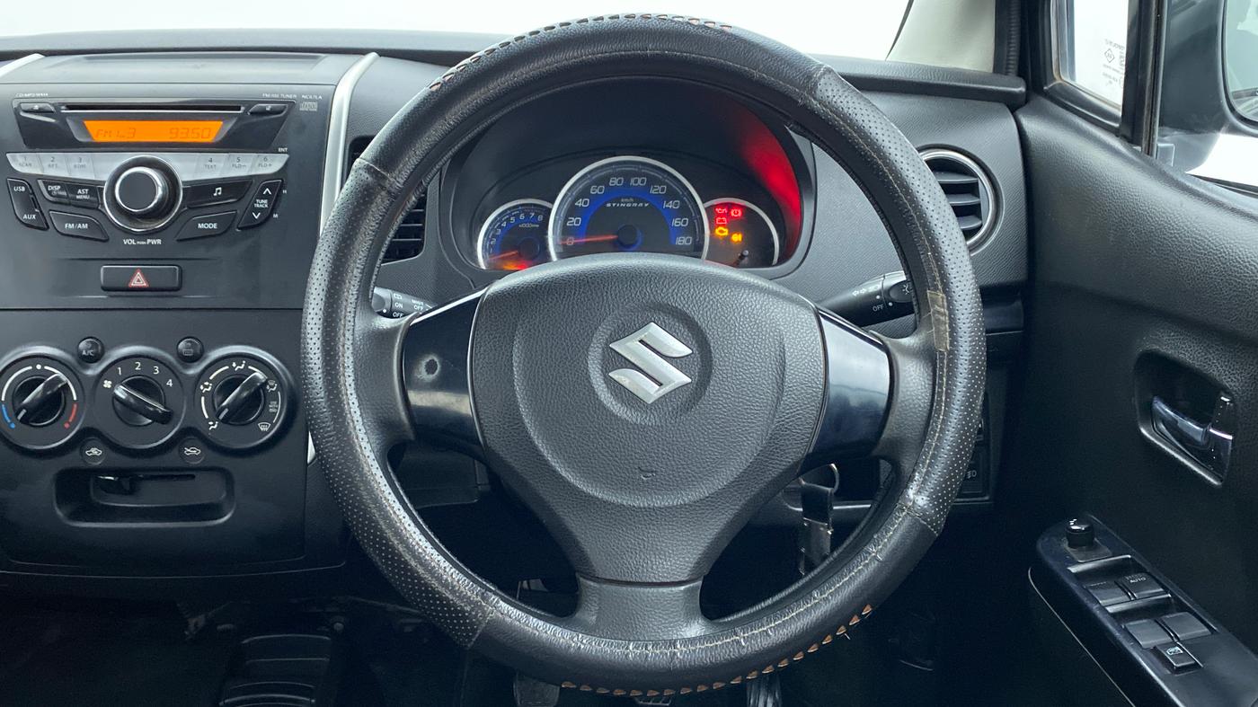 2014 Maruti Wagon R Stingray VXI, Petrol, Manual, 53,468 km, Steering Wheel Close Up