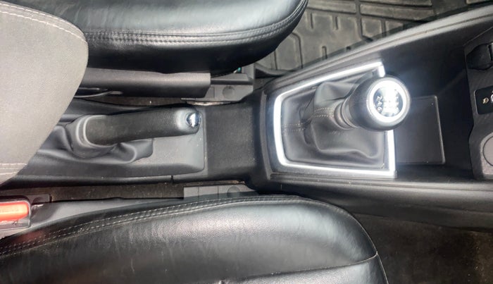 2019 Nissan Kicks XL DIESEL, Diesel, Manual, 66,998 km, Gear Lever