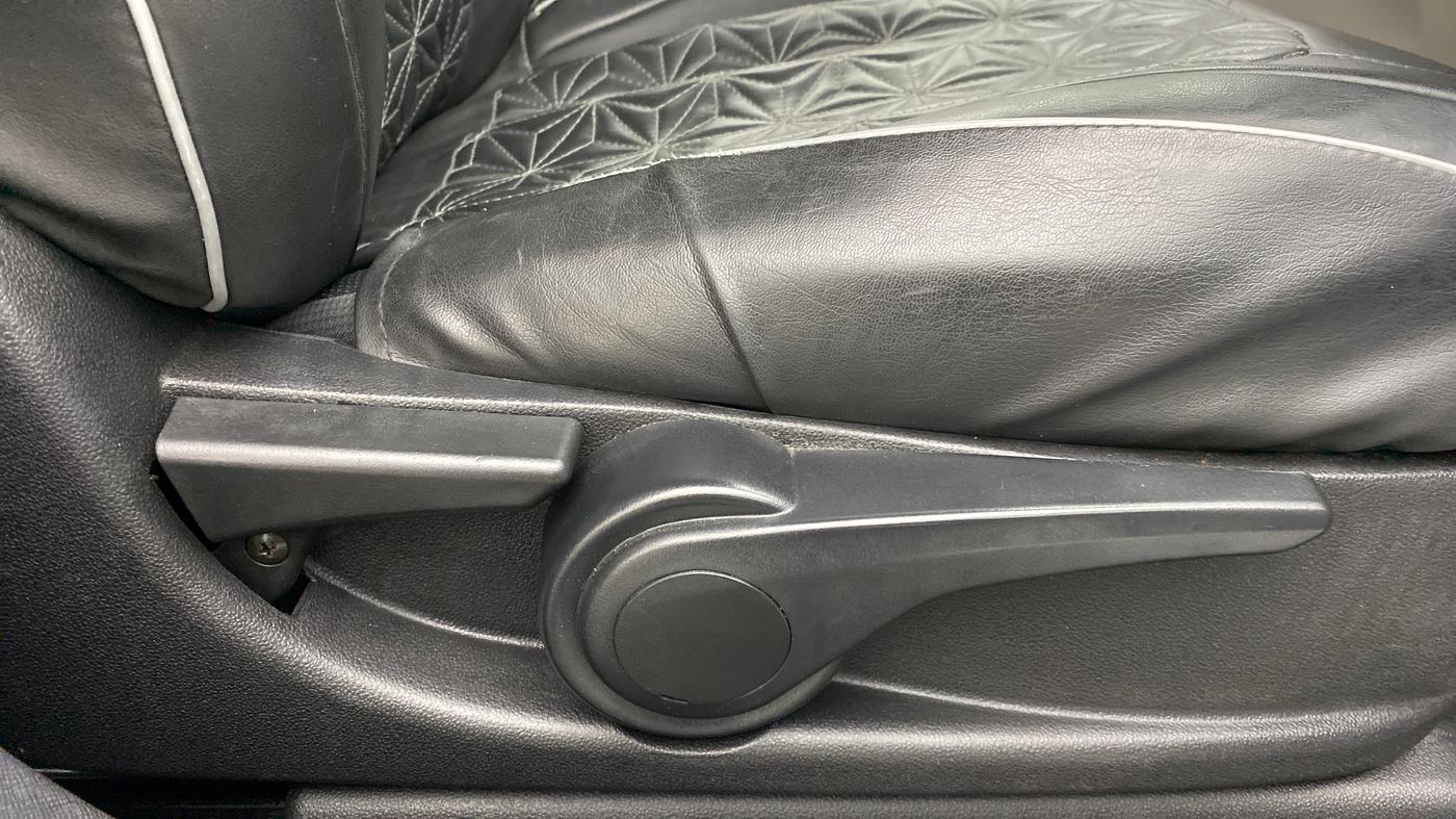 2019 Tata NEXON XZA + 1.2 PETROL A/T, Petrol, Automatic, 18,192 km, Driver Side Adjustment Panel
