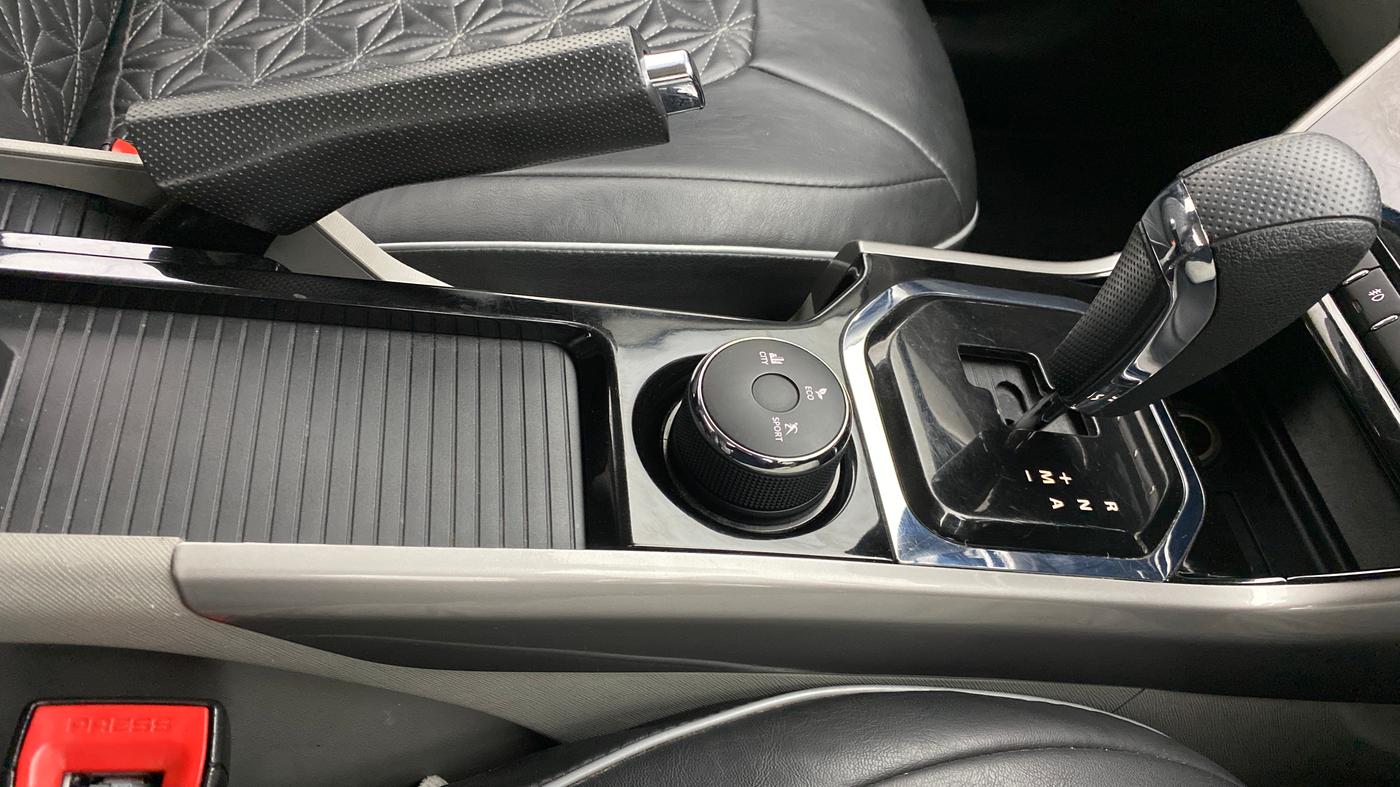 2019 Tata NEXON XZA + 1.2 PETROL A/T, Petrol, Automatic, 18,192 km, Gear Lever