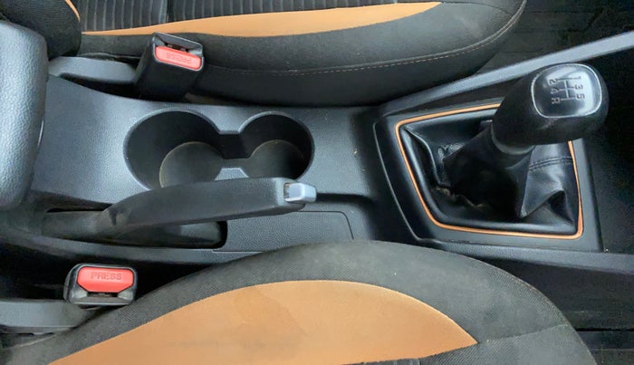 2015 Hyundai i20 Active 1.2 S, Petrol, Manual, 60,363 km, Gear Lever