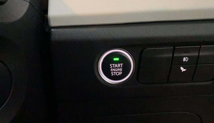 2023 Tata PUNCH CREATIVE AMT 1.2 RTN DUAL TONE, Petrol, Automatic, 30,699 km, Keyless Start/ Stop Button