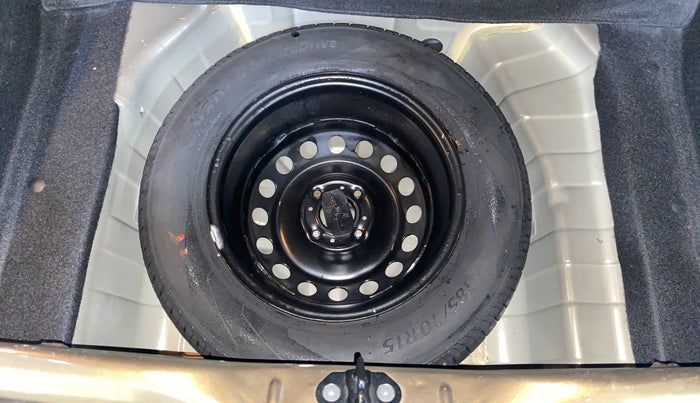 2023 Tata PUNCH CREATIVE AMT 1.2 RTN DUAL TONE, Petrol, Automatic, 30,699 km, Spare Tyre