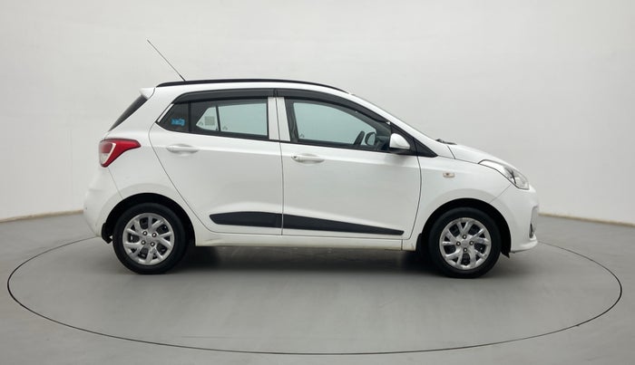 2019 Hyundai Grand i10 MAGNA 1.2 KAPPA VTVT, Petrol, Manual, 51,092 km, Right Side View