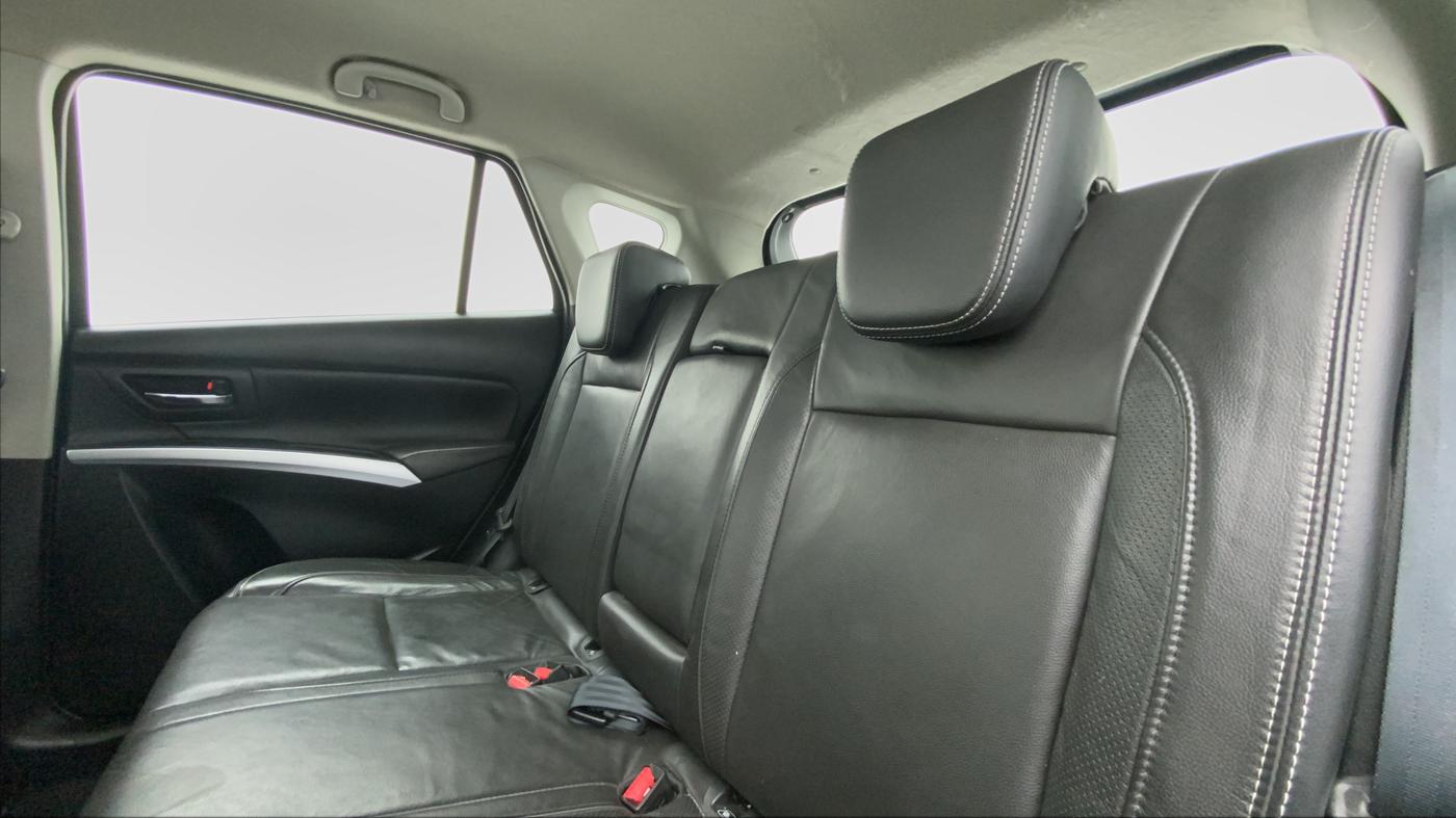 2020 Maruti S Cross ALPHA 1.5 SMART HYBRID, Petrol, Manual, 26,852 km, Right Side Rear Door Cabin