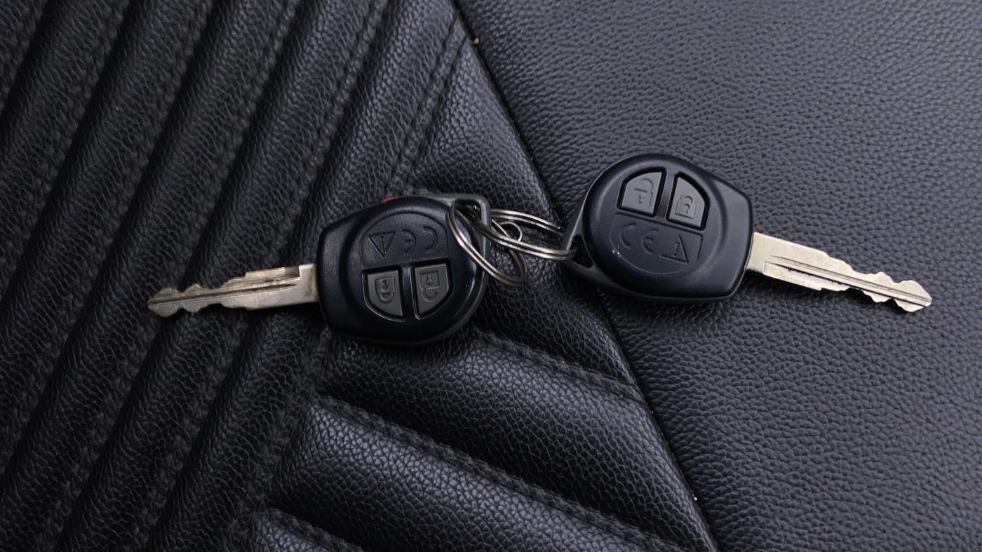 2018 Maruti IGNIS DELTA 1.2 AMT, Petrol, Automatic, 12,973 km, Key Close Up