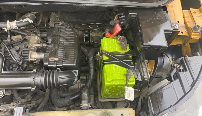 2021 Renault TRIBER RXT AMT, Petrol, Automatic, 43,649 km, Engine View - Left