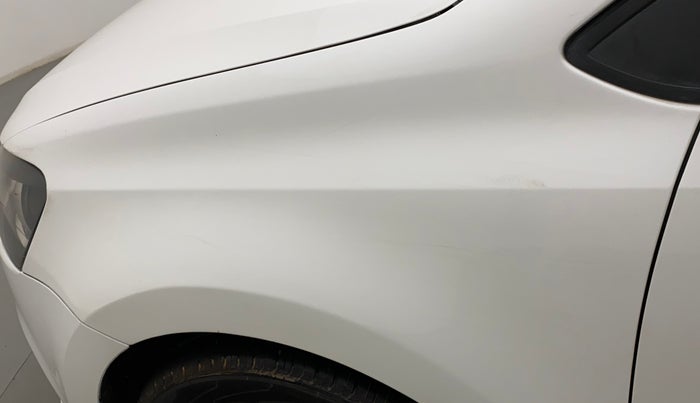 2017 Volkswagen Polo HIGHLINE1.2L, Petrol, Manual, 1,44,419 km, Left fender - Minor scratches