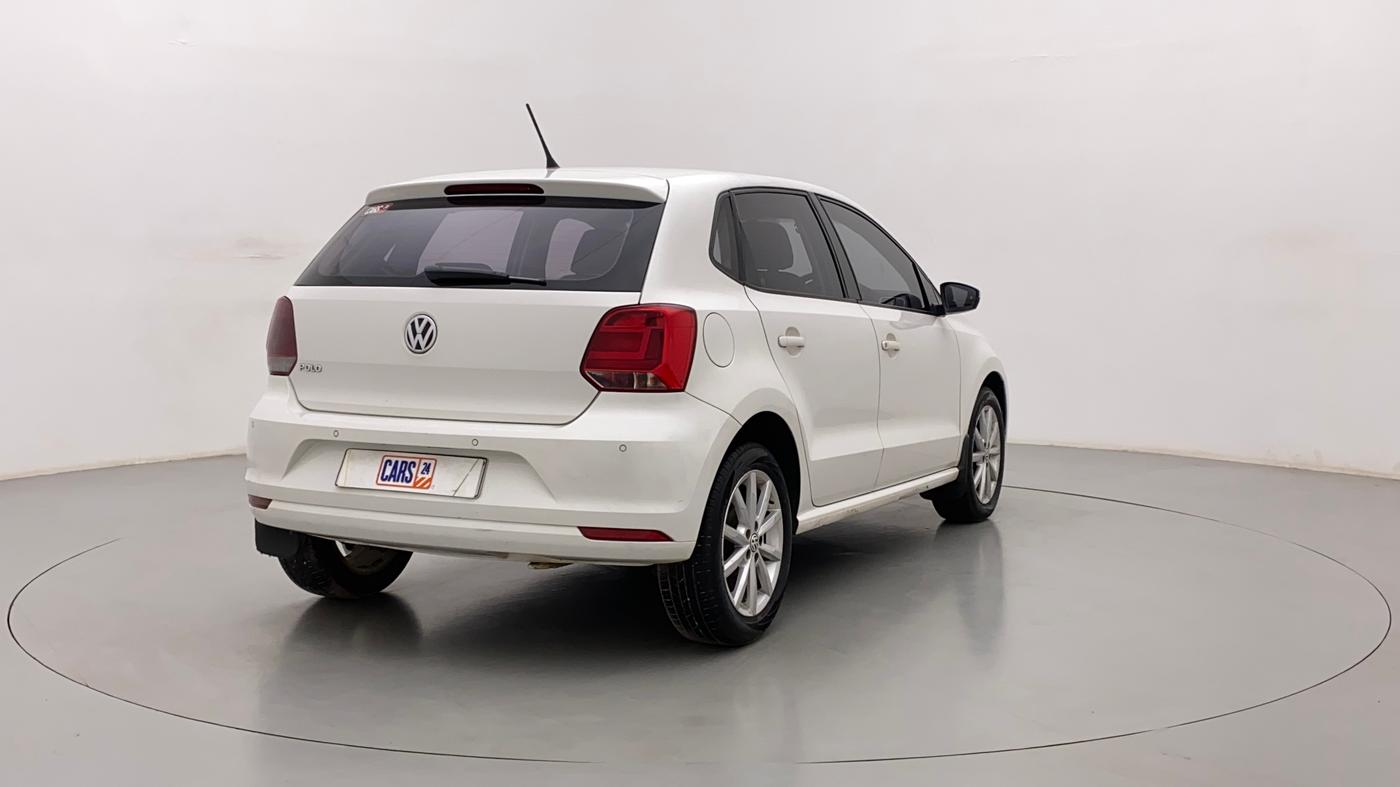 2017 Volkswagen Polo HIGHLINE1.2L, Petrol, Manual, 1,44,419 km, Right Back Diagonal