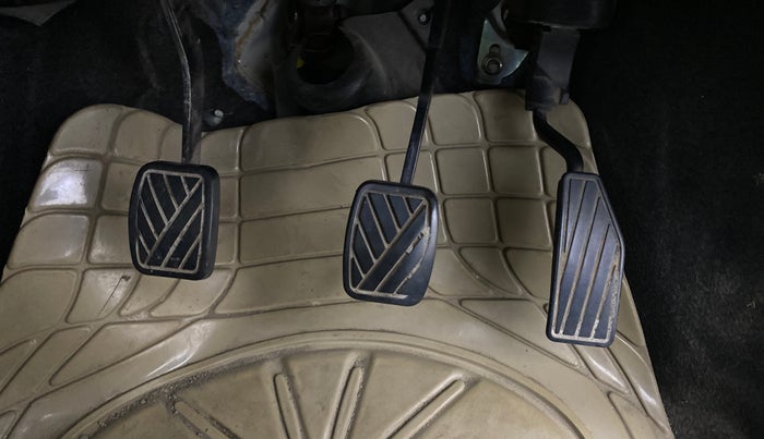 2021 Maruti New Wagon-R LXI CNG 1.0, CNG, Manual, 1,11,844 km, Pedals