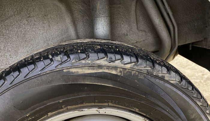 2021 Maruti New Wagon-R LXI CNG 1.0, CNG, Manual, 1,11,844 km, Left Rear Tyre Tread