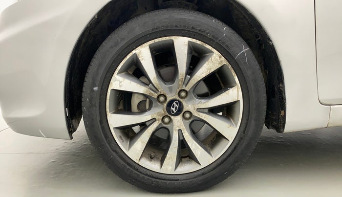 2014 Hyundai Verna FLUIDIC 1.6 VTVT SX AT, Petrol, Automatic, 27,180 km, Left Front Wheel