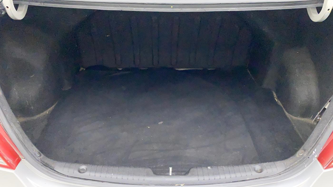 2014 Hyundai Verna FLUIDIC 1.6 VTVT SX AT, Petrol, Automatic, 27,180 km, Boot Inside