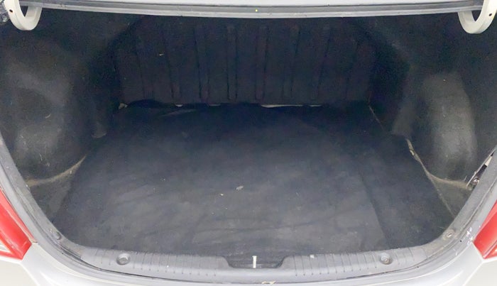 2014 Hyundai Verna FLUIDIC 1.6 VTVT SX AT, Petrol, Automatic, 27,180 km, Boot Inside