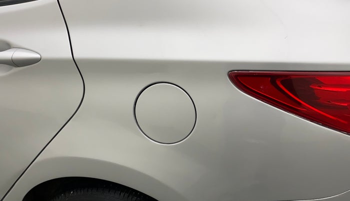 2014 Hyundai Verna FLUIDIC 1.6 VTVT SX AT, Petrol, Automatic, 27,180 km, Left quarter panel - Slightly dented