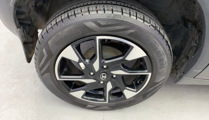 2021 Tata PUNCH CREATIVE  MT, Petrol, Manual, 24,144 km, Right Rear Wheel
