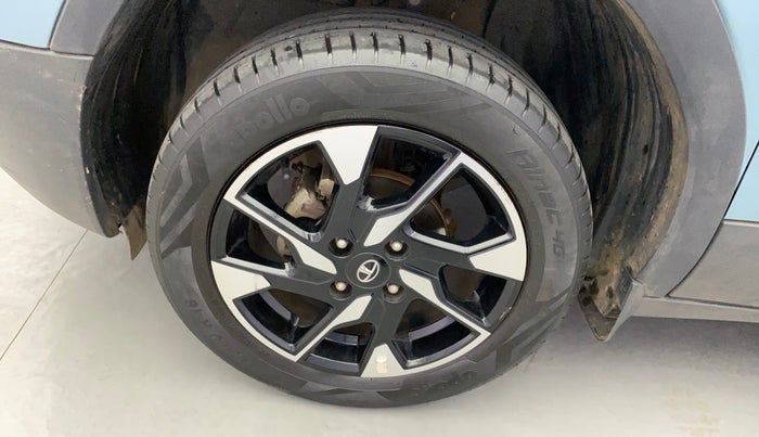 2021 Tata PUNCH CREATIVE  MT, Petrol, Manual, 24,144 km, Left Front Wheel