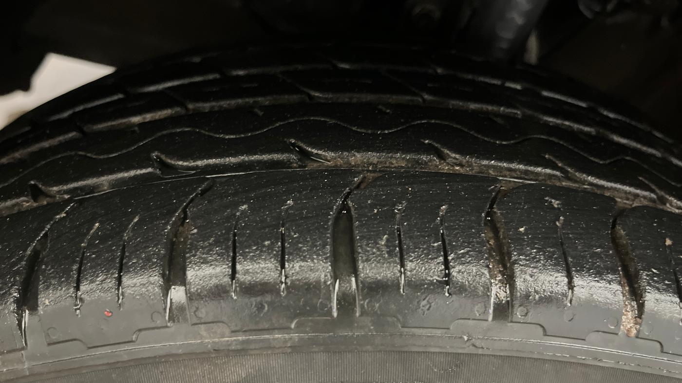 2019 Maruti Baleno ZETA PETROL 1.2, Petrol, Manual, 63,301 km, Left Front Tyre Tread