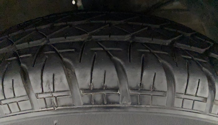 2017 Maruti Dzire VXI AMT, Petrol, Automatic, 91,529 km, Right Front Tyre Tread