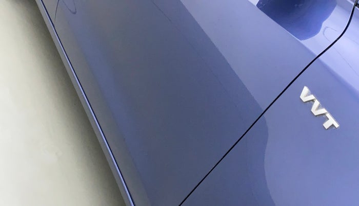 2017 Maruti Dzire VXI AMT, Petrol, Automatic, 91,529 km, Driver-side door - Slightly dented