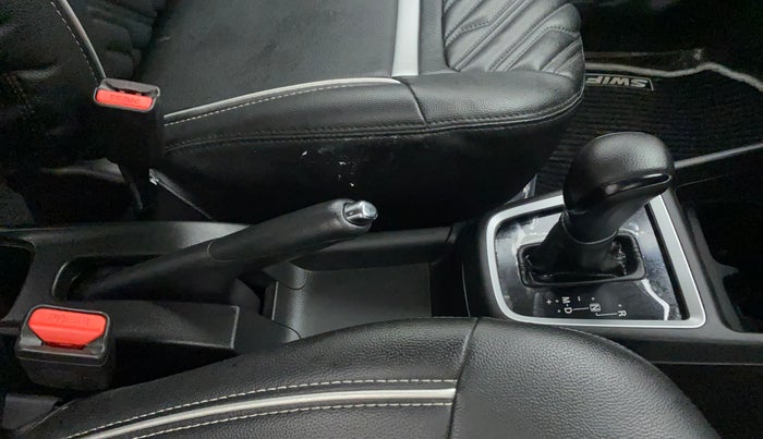 2022 Maruti Swift VXI AMT, Petrol, Automatic, 2,674 km, Gear Lever