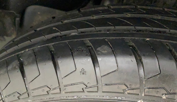 2022 Maruti Swift VXI AMT, Petrol, Automatic, 2,674 km, Left Rear Tyre Tread