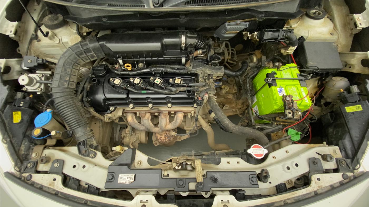 2019 Maruti Swift LXI, CNG, Manual, 43,390 km, Open Bonet