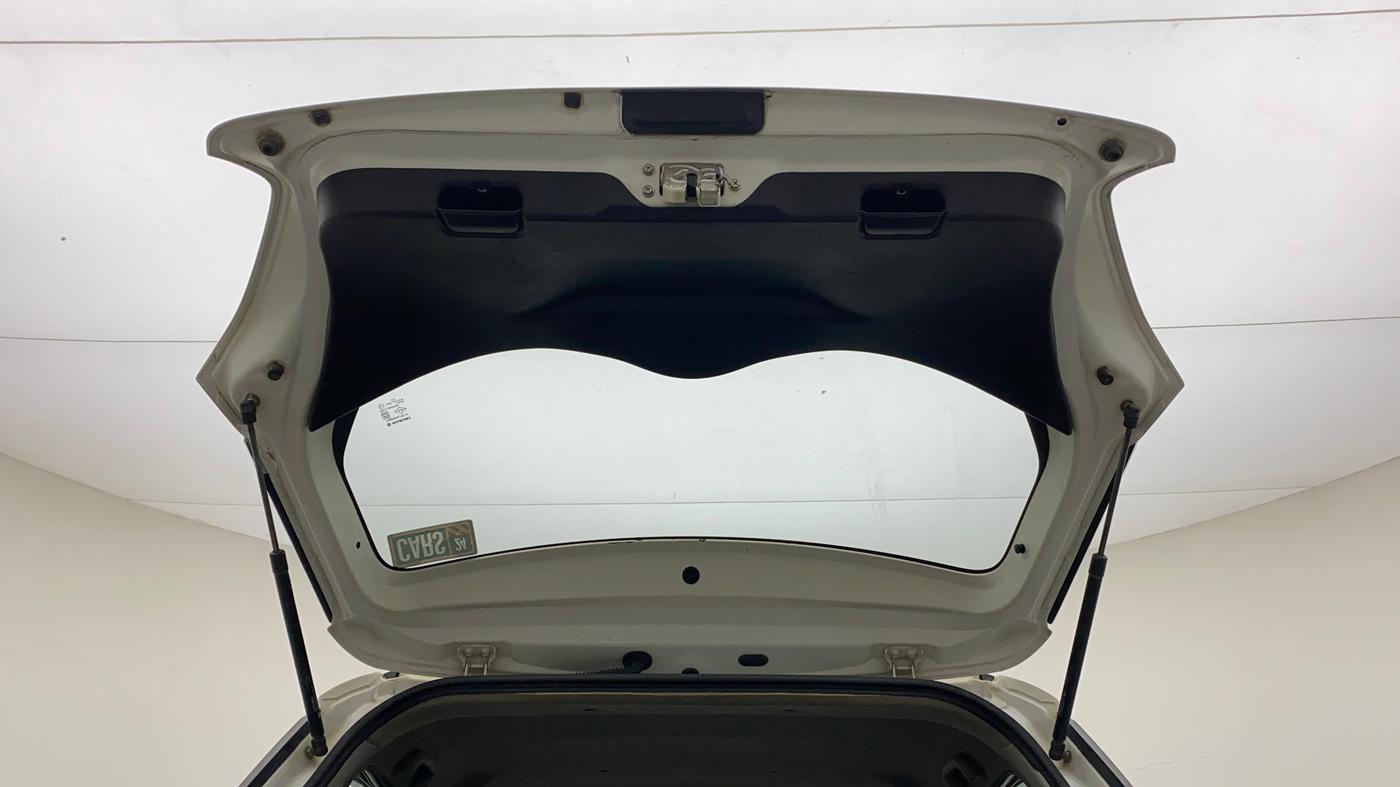 2019 Maruti Swift LXI, CNG, Manual, 43,390 km, Boot Door Open