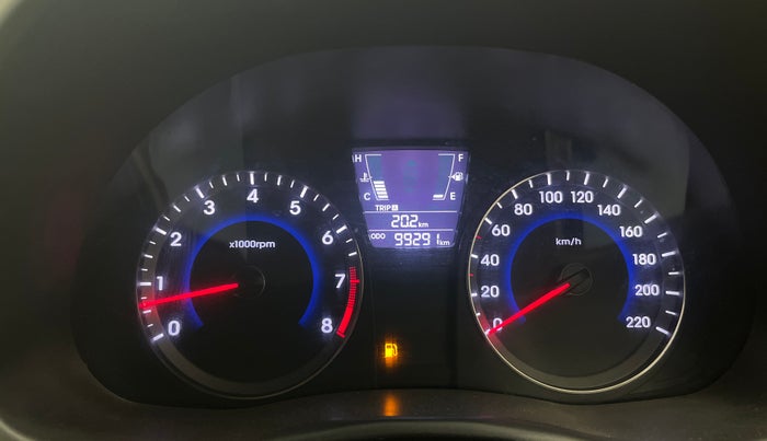 2016 Hyundai Verna 1.6 VTVT SX, Petrol, Manual, 99,271 km, Odometer Image