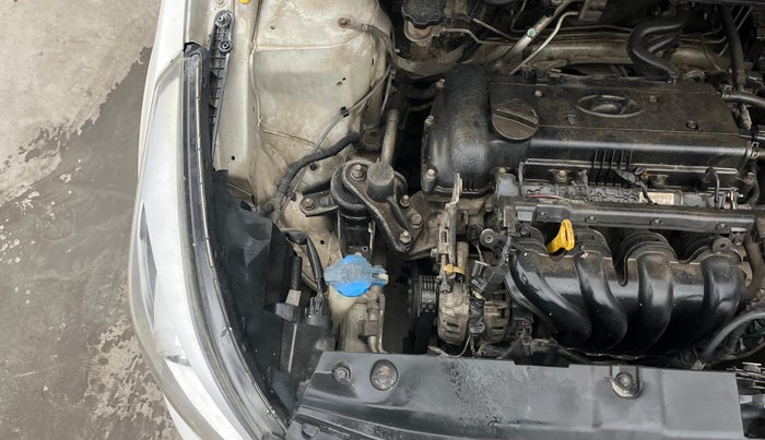 2016 Hyundai Verna 1.6 VTVT SX, Petrol, Manual, 99,271 km, Engine View - Right